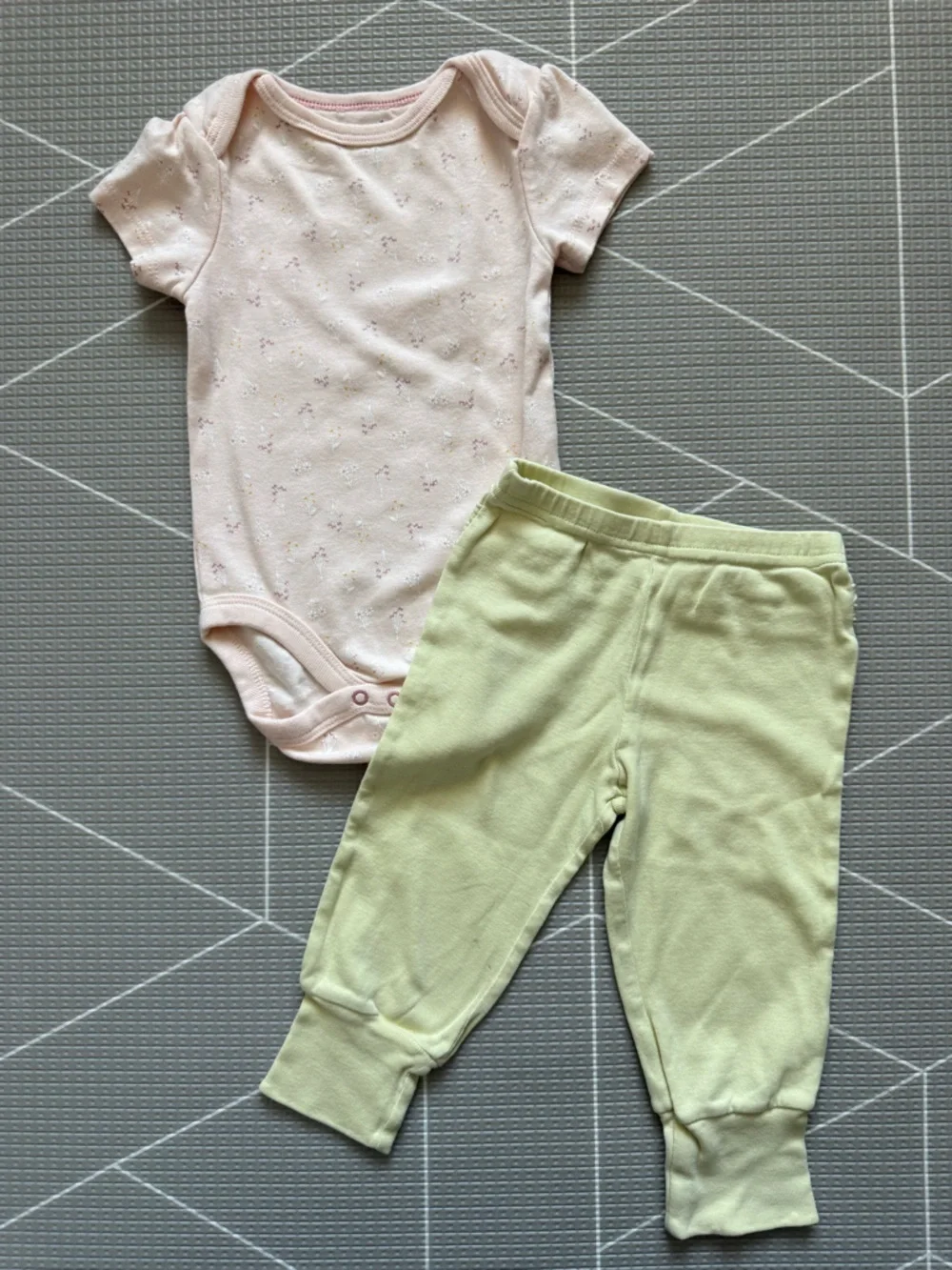 Cloud island|Baby girl set,light Pink ditsy floral Onesie & pastel lime pants•